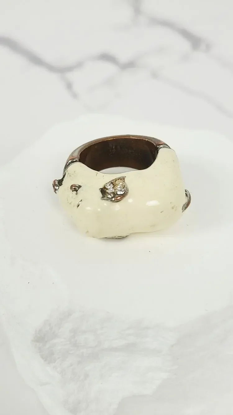 Chunky Vintage Style Cream Enamel Cocktail Ring Rhinestone Size 6 Flaw TLC